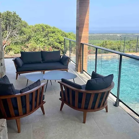 Вилла Bergerie Vue Avec Piscine